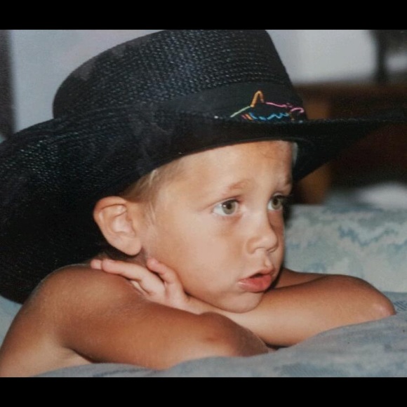 Meet your Posher, Samuel - Picture 1 of 1